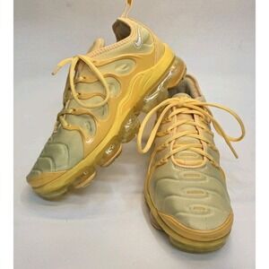 Women's Size 7.5 Nike Air VaporMax Plus 'Yolk' Running Sneakers